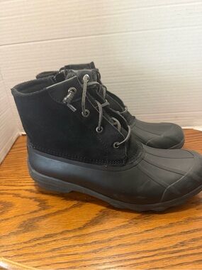 Sperry Waterproof Black Lace-Up Boots zipper on side easy on and off rain snow